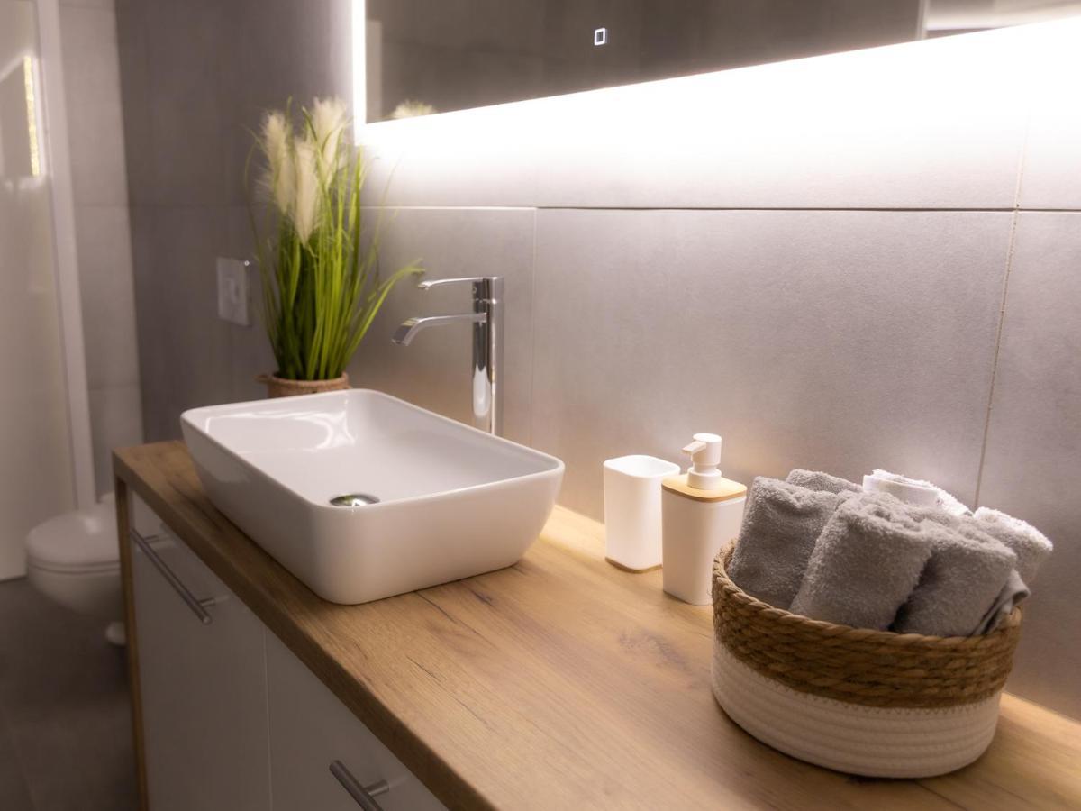 شقة Apartament Pod Lasem Oldrzychowice Klodzkie المظهر الخارجي الصورة