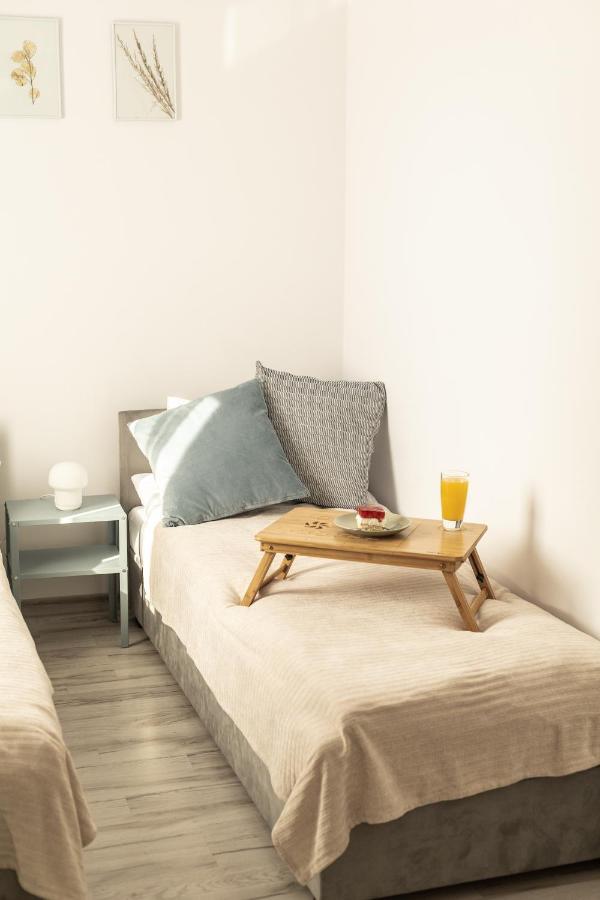 شقة Apartament Pod Lasem Oldrzychowice Klodzkie المظهر الخارجي الصورة