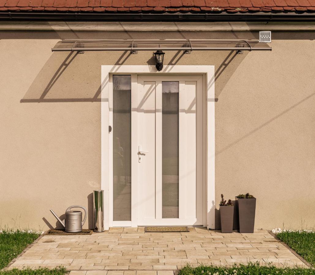 شقة Apartament Pod Lasem Oldrzychowice Klodzkie المظهر الخارجي الصورة